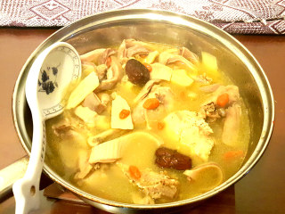 15、暖心又暖胃》》猪肚鸡,完工，出锅喽。