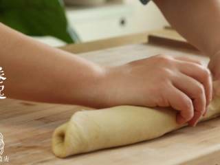 8、红糖馒头12m+,将薄片卷起~