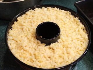 13、香甜米饭+米烤模馅饼,再填上剩余的米饭