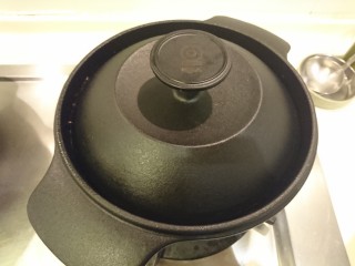 19、蛤蜊鸡汤,蓋起來，小火燜煮20分鐘