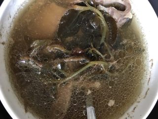 7、金线莲猪心汤,出锅啦!