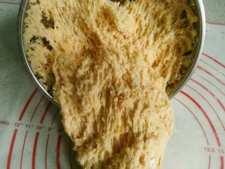 2、红薯包。,扒开里面成蜂窝状证明发酵好啦！