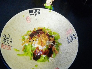 11、苦瓜发面饼,加入蚝油，白糖，虾皮，葱头酥，一定要适量哦