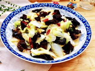 26、黑白配，小清新➕木耳清炒大白菜,成品