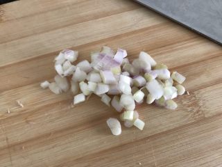 4、家庭迷你小Pizza(6寸),䓤切碎