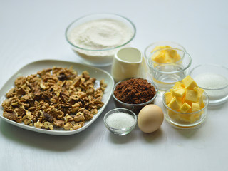 1、红糖核桃派,材料准备好