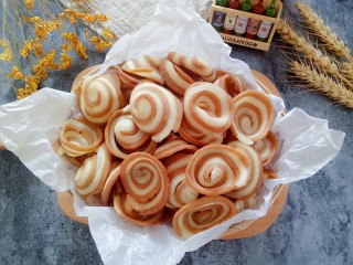 17、猫耳朵,脆脆的，好吃极了！