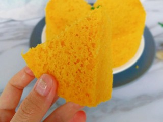 17、南瓜发糕,切一块，软软的，甜甜的，????????