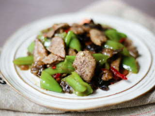 15、鱼香肝尖,翻炒均匀后，完成。