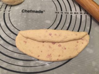 6、咖喱培根贝果,1/3对折