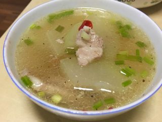 12、「吃货久久」泡饭也好好吃的冬瓜肉片汤,很好喝 我一人喝了两大碗 如果泡饭肯定也好吃????????