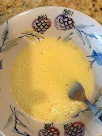 4、法式薄饼,鸡蛋打至蓬松起末