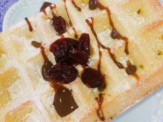 17、40分钟小白版华夫饼,或者再加点炼乳，还有蓝莓或者其他的果脯果仁点缀。