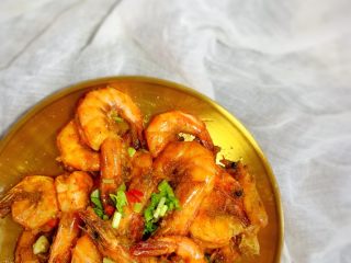 13、冬日暖心菜—椒盐虾,撒香菜