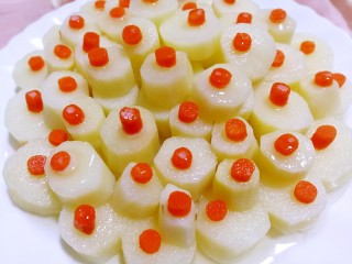 16、一点红~蜜汁山药,淋上蜂蜜的山药看上去很诱人