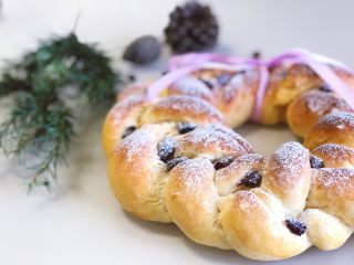 17、圣诞花环面包,超有圣诞气息的花环面包～