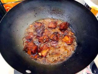 20、家宴必备～超级好味道的红烧黑芝麻小肋排,差不多好了，转大火收汁！