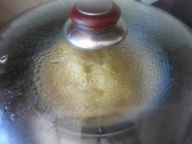 4、四喜烤麸,面筋上笼大火蒸20分钟，一定要蒸透