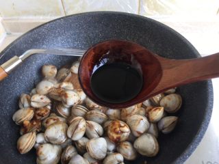 12、辣炒蛤蜊,老抽