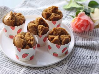 9、红糖发糕，蒸的好吃不上火！,开花了～