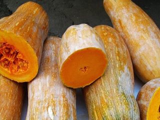 2、美味快手的南瓜浓汤????(附上简单的心形拉花),跟店家买的时候要图片中间这块,也叫南瓜头.