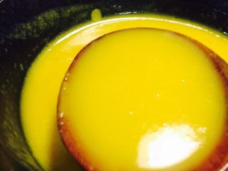 8、美味快手的南瓜浓汤????(附上简单的心形拉花),试一下味道,如果你买的南瓜不够甜可以加一点糖.