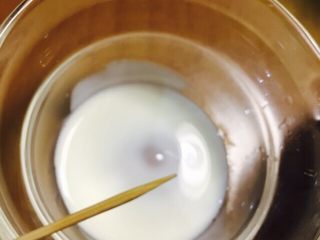 10、美味快手的南瓜浓汤????(附上简单的心形拉花),奶油倒一点点在小量杯里,比较好操作哈.