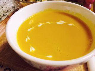 13、美味快手的南瓜浓汤????(附上简单的心形拉花),好看又好喝的南瓜浓汤做好了????