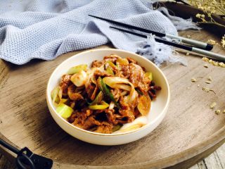 20、#懒人料理# # 糖醋菜# 葱爆羊肉,香香的味道，很馋人！