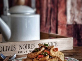 8、家庭简易版—酱烧辣豆腐,完成~装盘开吃！