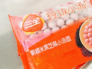 2、酒酿小汤圆,小汤圆