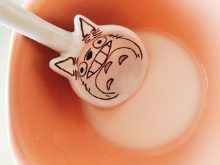 4、酒酿小汤圆,淀粉加水