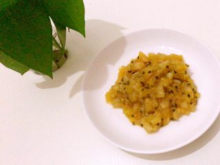 13、雪梨????百香果酱,因为没有任何的添加，所以是纯天然的
