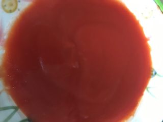 5、溜肉段,加入适量的水和淀粉调成碗汁