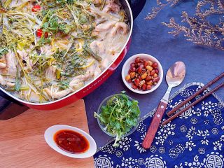 31、酸菜鱼,起锅