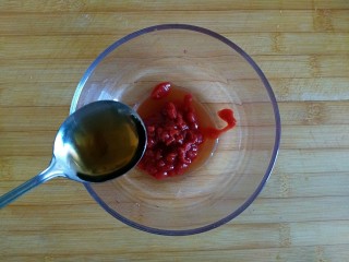 7、糖醋虎皮鹌鹑蛋,一勺醋