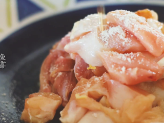 10、咖喱鸡taco杯,加入酱油、鱼露