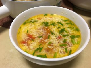 8、「吃货久久」香气扑鼻的番茄蛋花汤,口口都是鸡蛋花 很浓郁也很香????