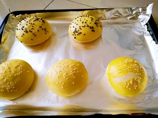 14、家庭版―汉堡包,出炉晾凉吧