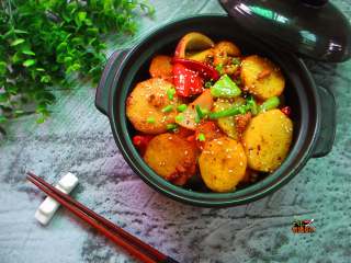 13、肉沫干锅土豆片,干锅土豆片绝对是丰富家庭餐桌的一道美味