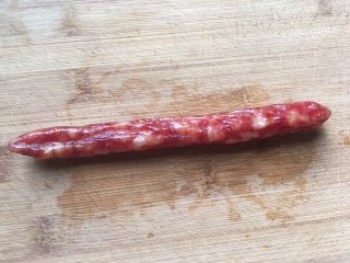 6、蔬菜鸡蛋杯,腊肠一根