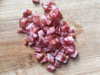 7、蔬菜鸡蛋杯,切丁