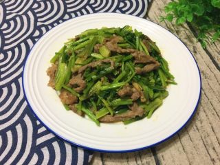 11、五分钟系列 芹菜炒牛肉,简单又方便