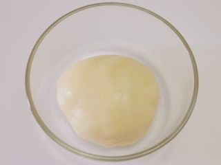 19、甜心可可麻薯馒头,这是揉好的麻薯，光滑不粘手，放一旁待用