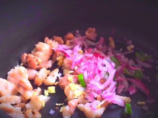 10、无油快手又好吃的 卤肉饭,加入洋葱、葱