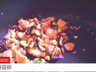 11、无油快手又好吃的 卤肉饭,加入香菇