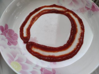 16、法式香煎小羊排--家庭版，足不出户吃法餐,焖的时间，可以开始摆盘。