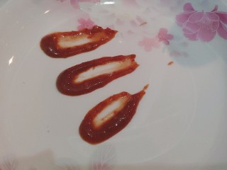 17、法式香煎小羊排--家庭版，足不出户吃法餐,摆了两种。