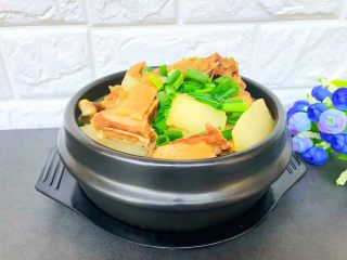 21、老鸭萝卜煲,成品图二