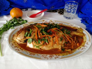 14、糖醋红烧鲳鱼,出锅